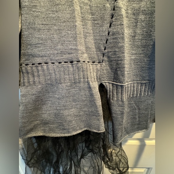 Tulle Detailed Sweater - Gray Melange
Black - Picture 3 of 6